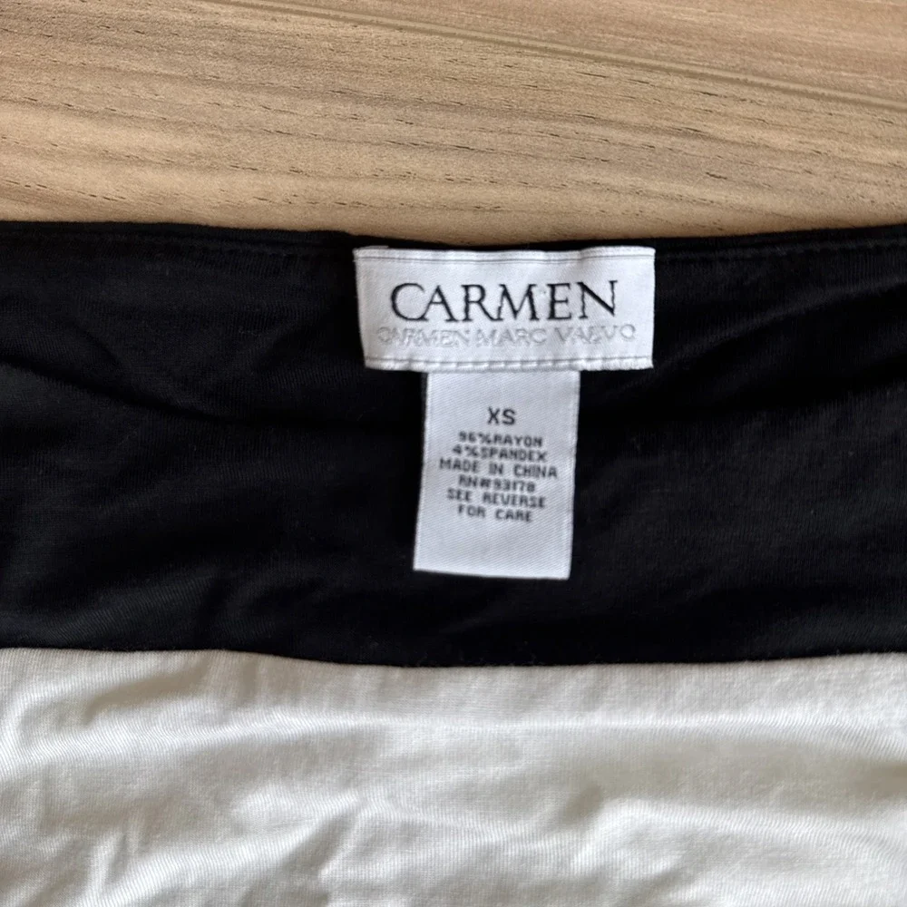 Carmen Marc Valvo Black White Cap Sleeve Top Cut Out Size XS - Picture 2 of 5